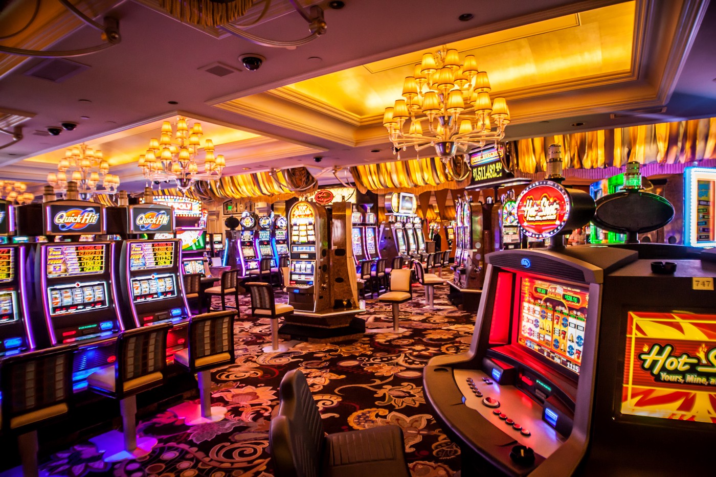 Online Slot Communities 